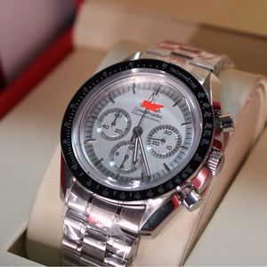 SWISS Moonwatch chrono